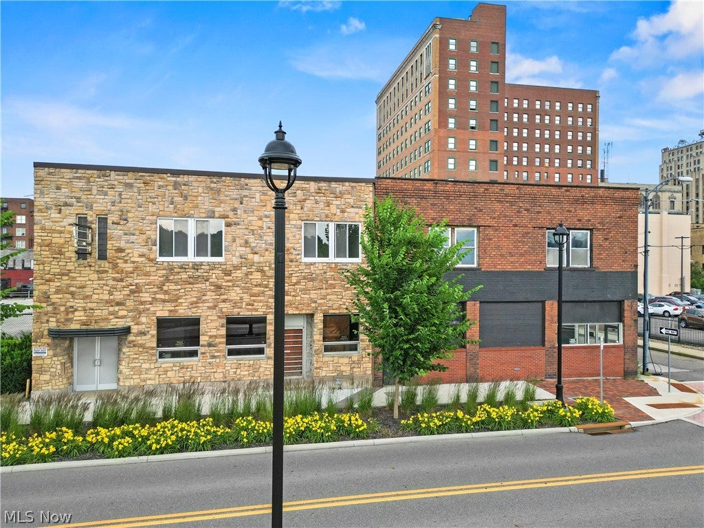 200-208 W Front Street — photo