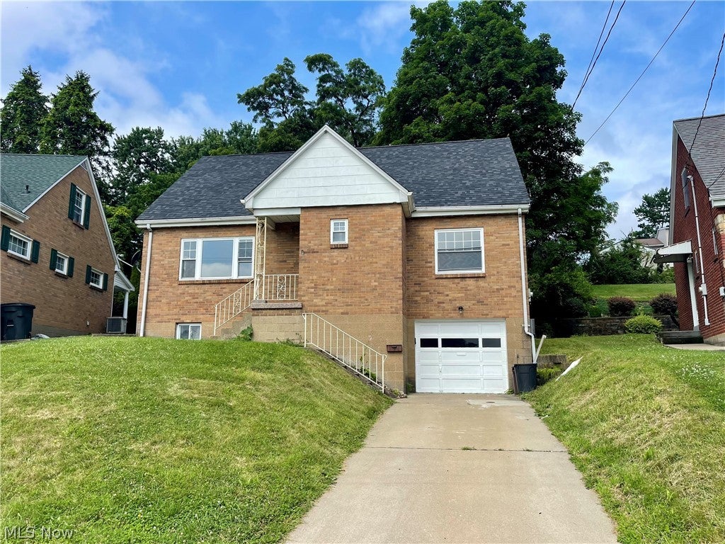 145 Circle Drive — photo