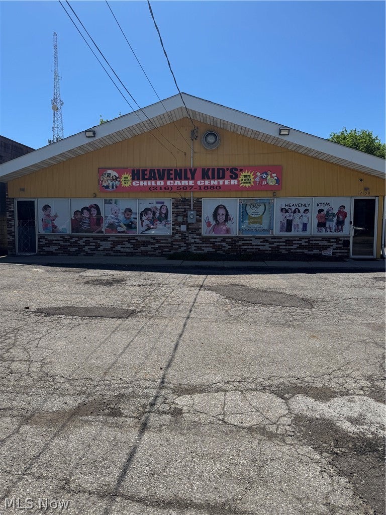 17150 Broadway Avenue — photo