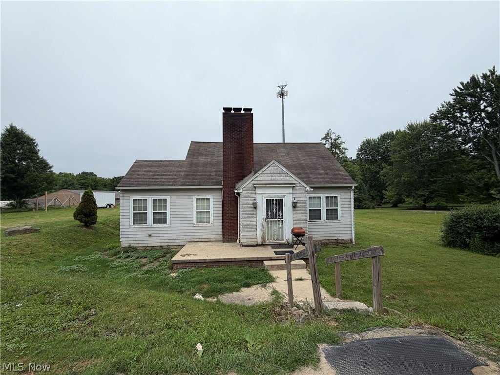 1564 Niles Cortland Road — photo