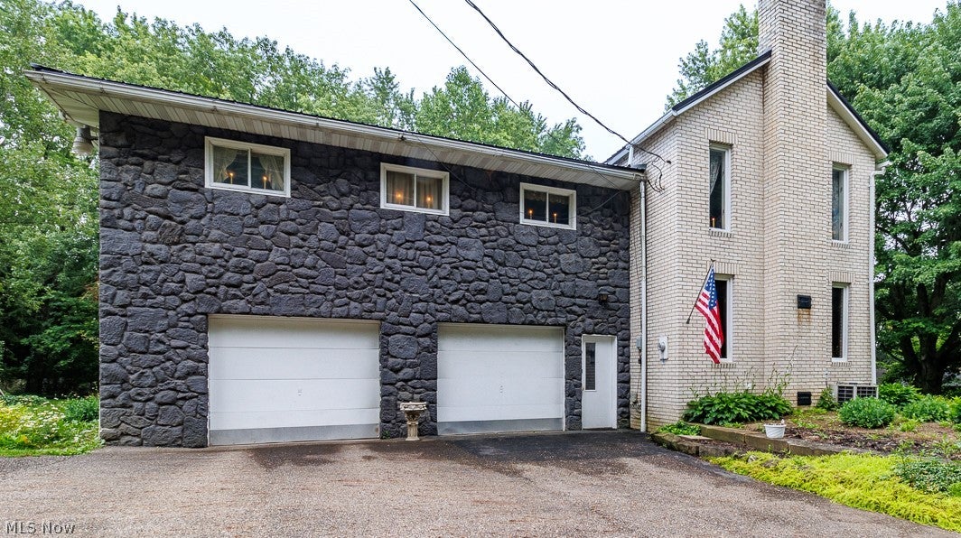 1603 Chestnut Grove Road — photo