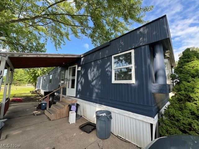 1719 Robin Circle — photo
