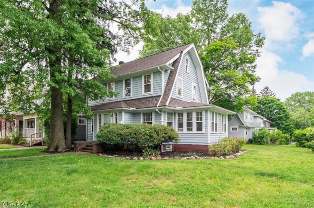 1509 Maple Road — photo