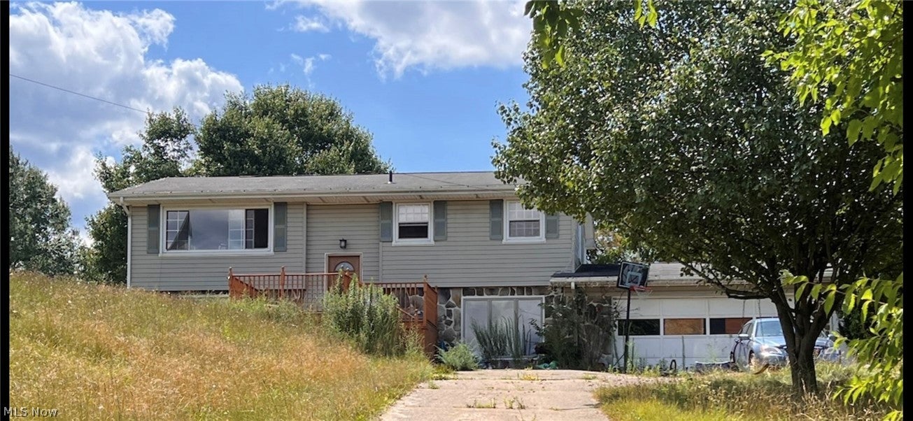 16719 Artistic Drive — photo