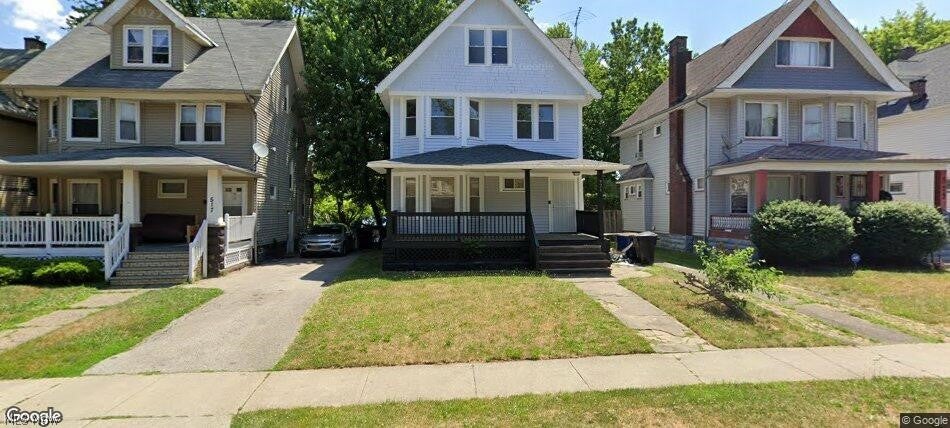 521 E 109th Street — photo