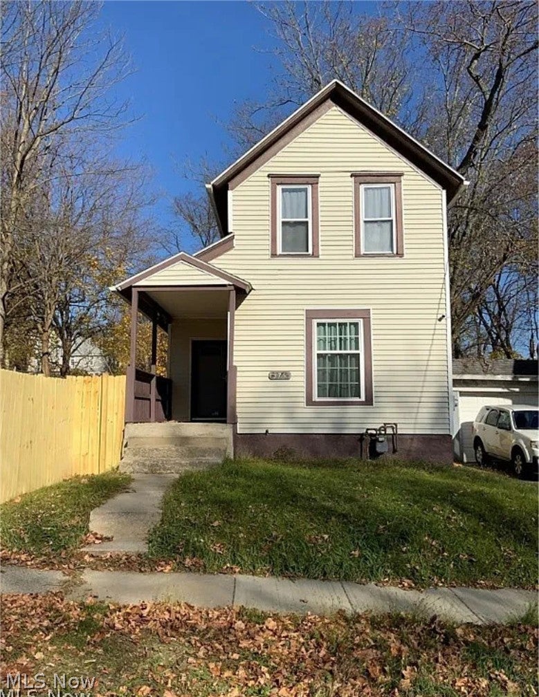 375 Lillian Street — photo