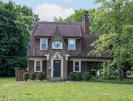 649 W Broad Street — photo