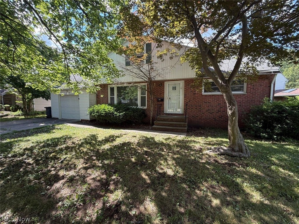 24113 E Silsby Road — photo