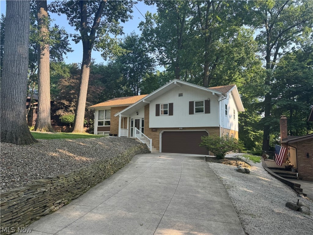 205 Rutledge Drive, Akron, OH 44319 — photo 2