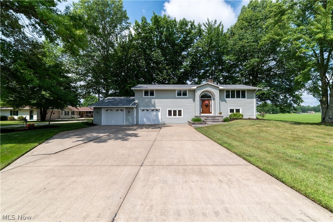 6590 Duck Creek Road — photo
