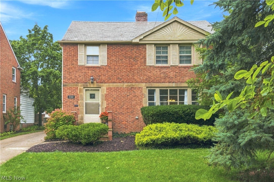 2368 Loyola Road — photo