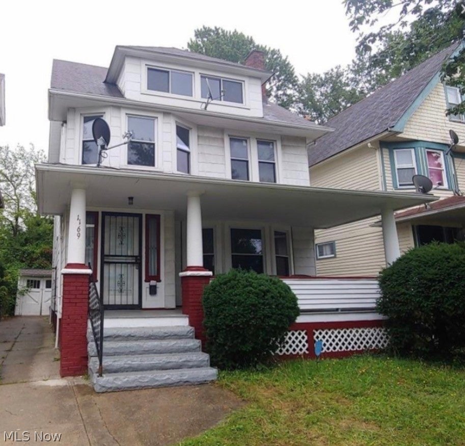 1169 Melbourne Road — photo