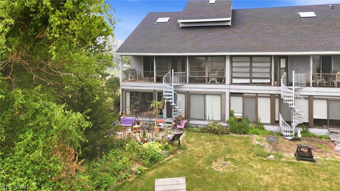 6387 Teal Bend — photo