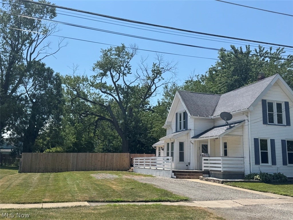 1638 W 6th Street — photo