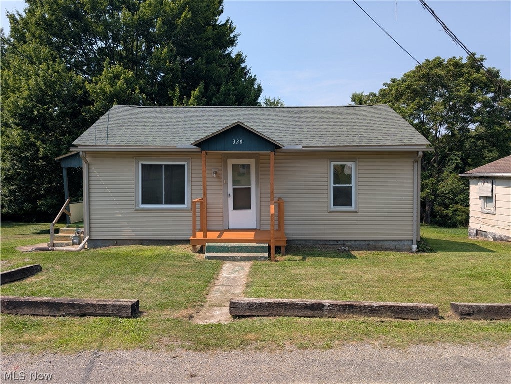 328 Wood Alley — photo