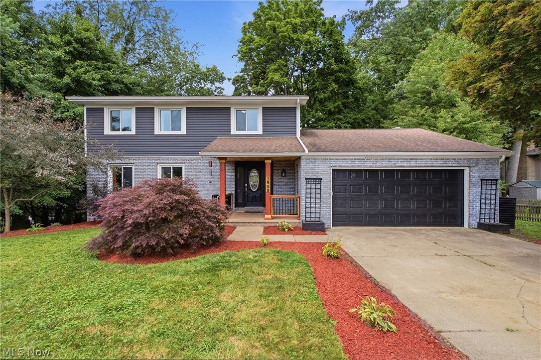 7909 Lake O Springs Avenue NW — photo