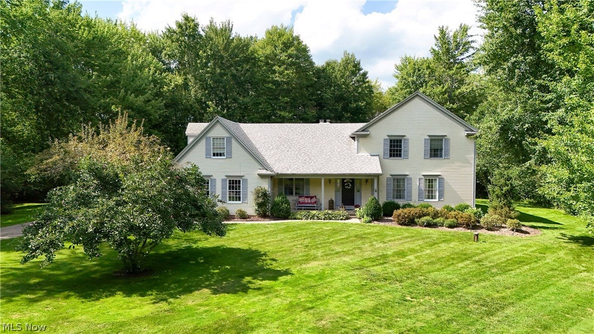 698 Deep Woods Drive — photo