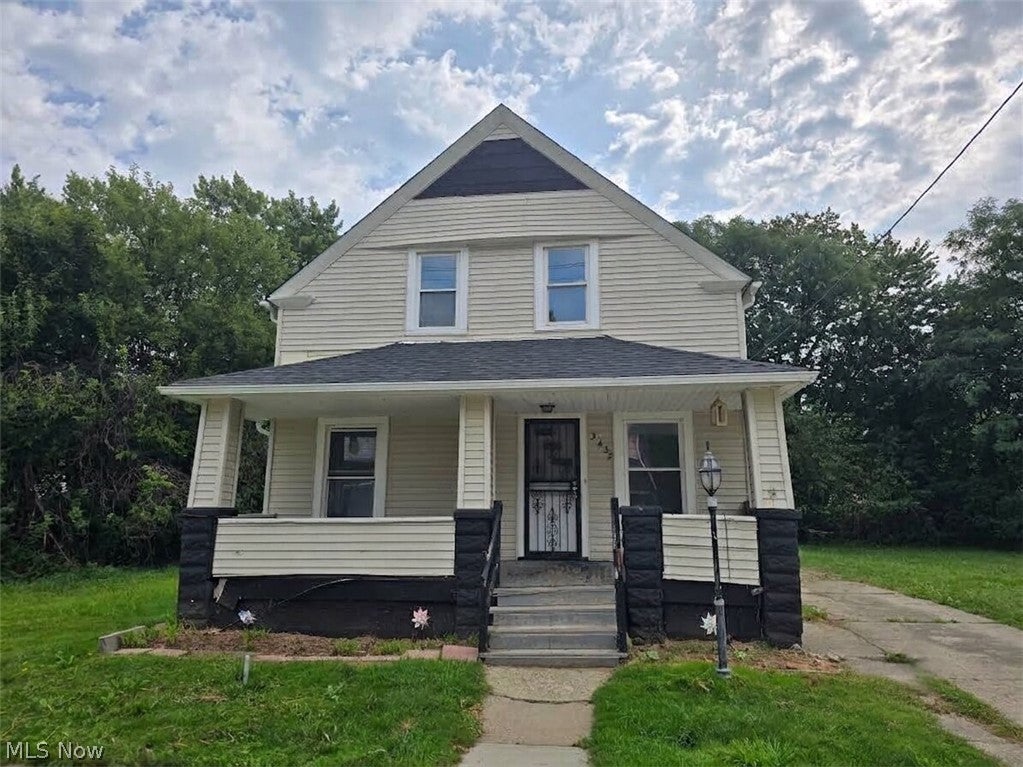 3437 E 105th Street — photo