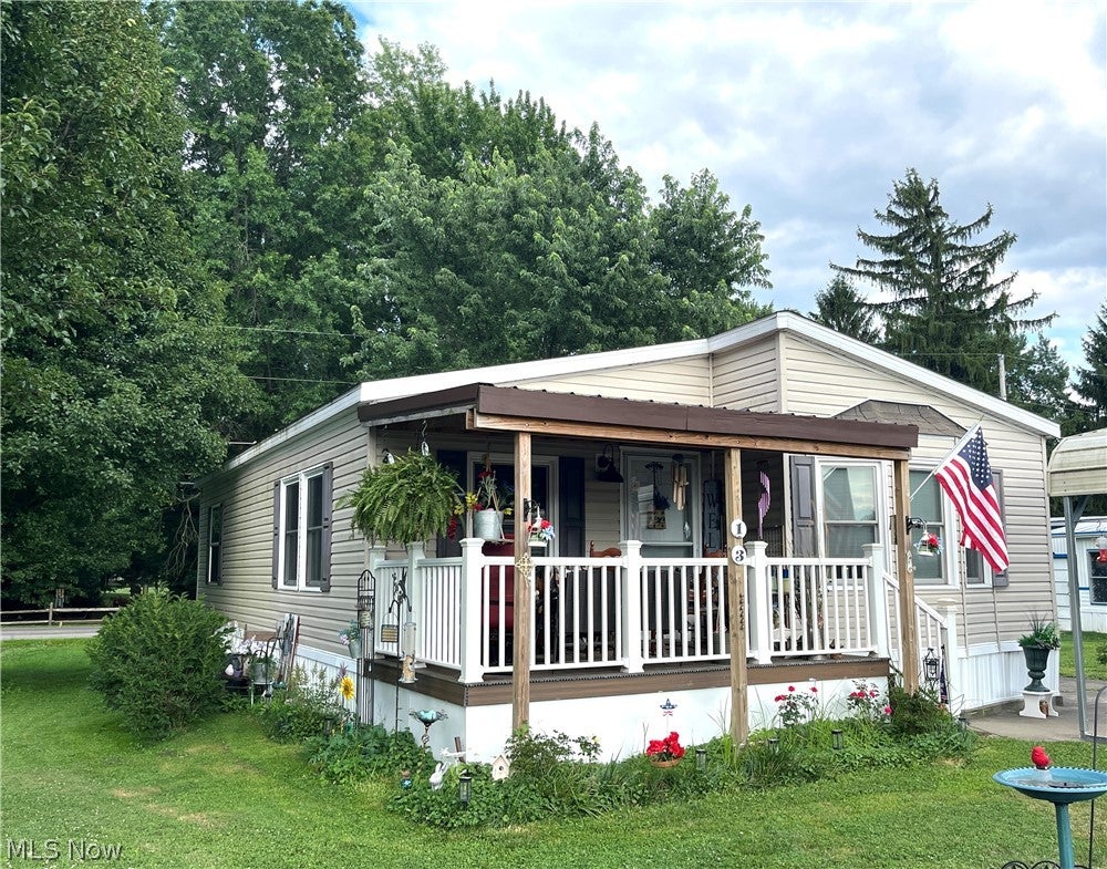 13 Cherokee Lane — photo