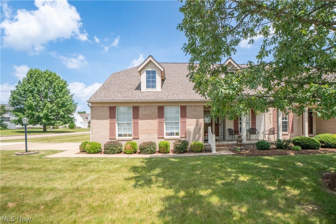 1643 Southpointe Circle NE — photo