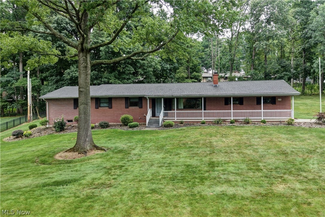 2510 Willow Brook Drive NW — photo