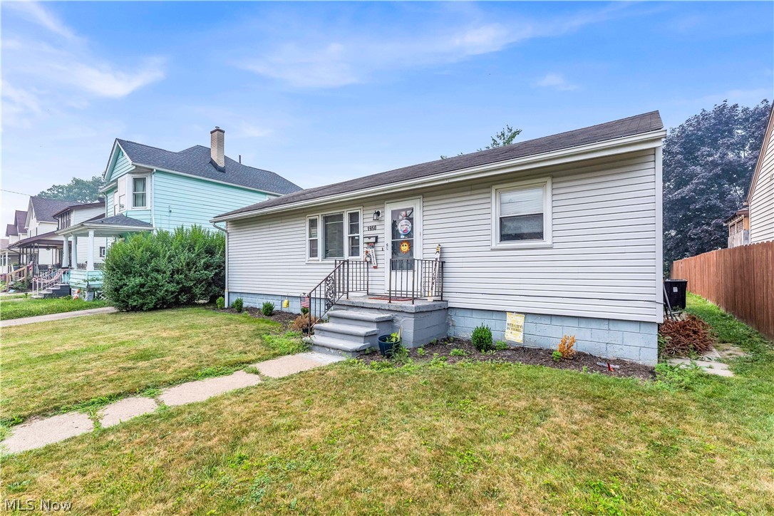1950 E 30th Street, Lorain, OH 44055 — photo 2