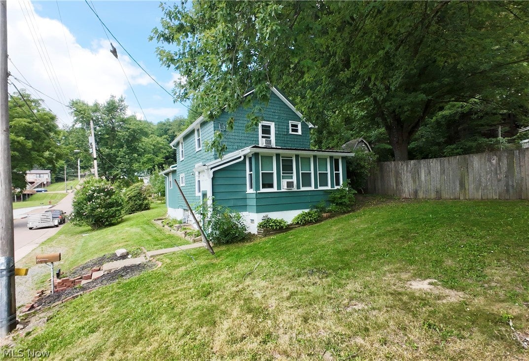 733 Critchfield Street — photo