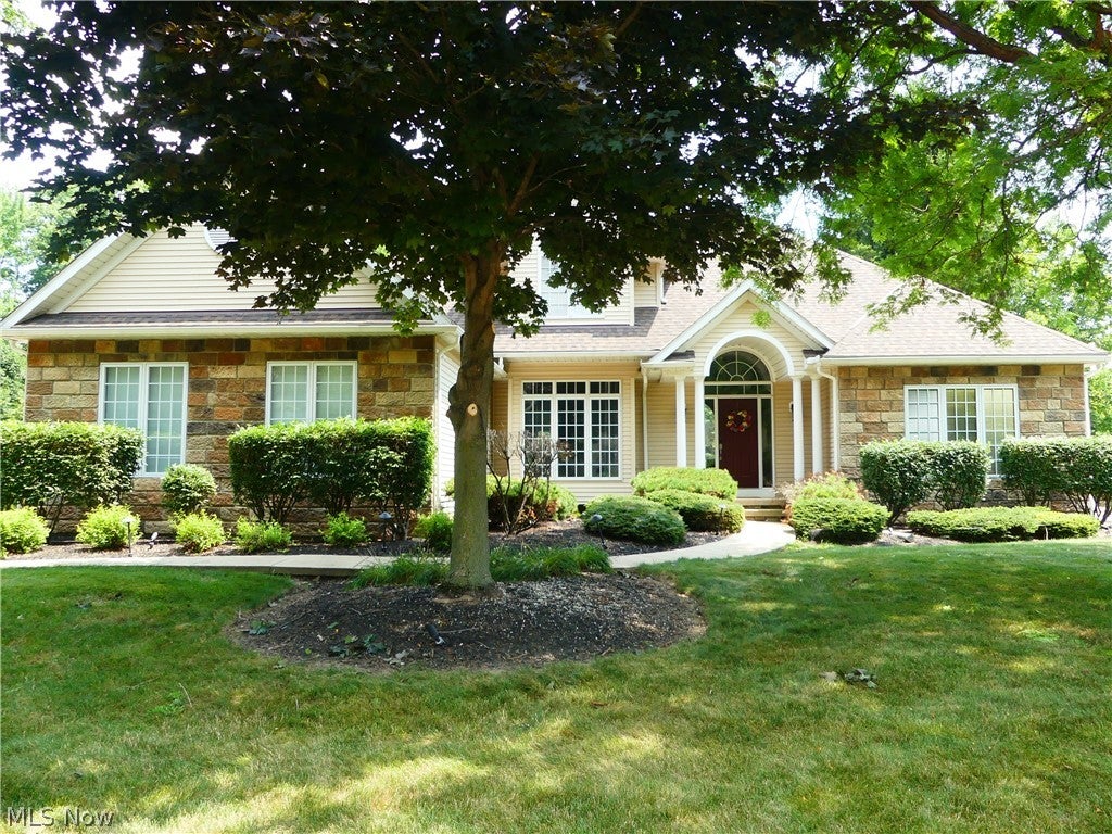 7395 Hunting Lake Drive — photo