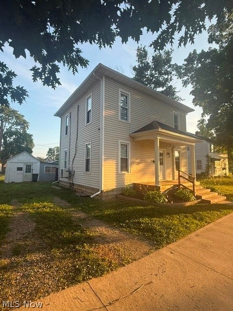 409 W Walnut Street — photo
