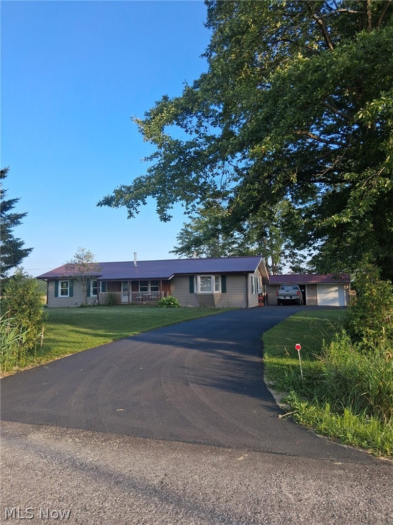 6874 Hammond Corners Road — photo