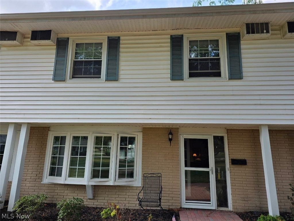13 Meadowlawn Drive 4 — photo