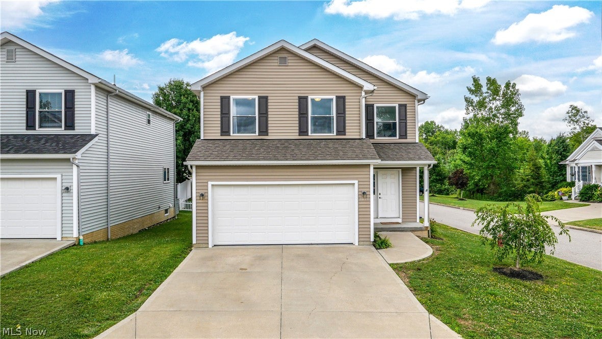 1010 Ashwood Lane — photo