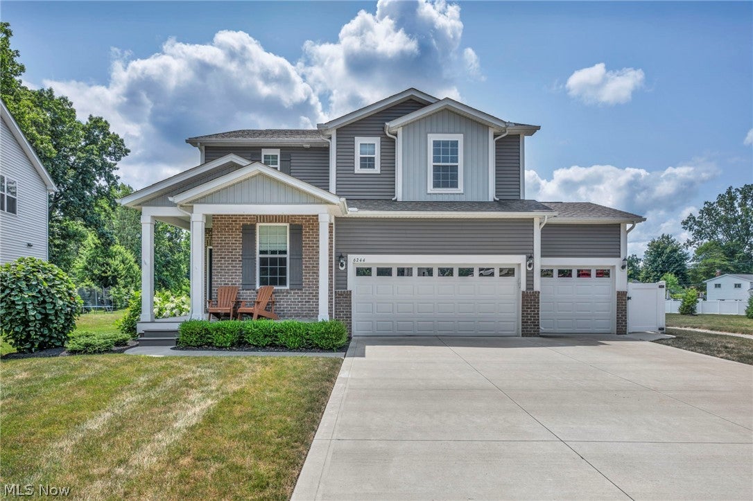 6244 Cardinal Meadow Court — photo