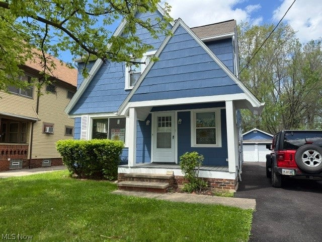 17901 Delavan Avenue — photo