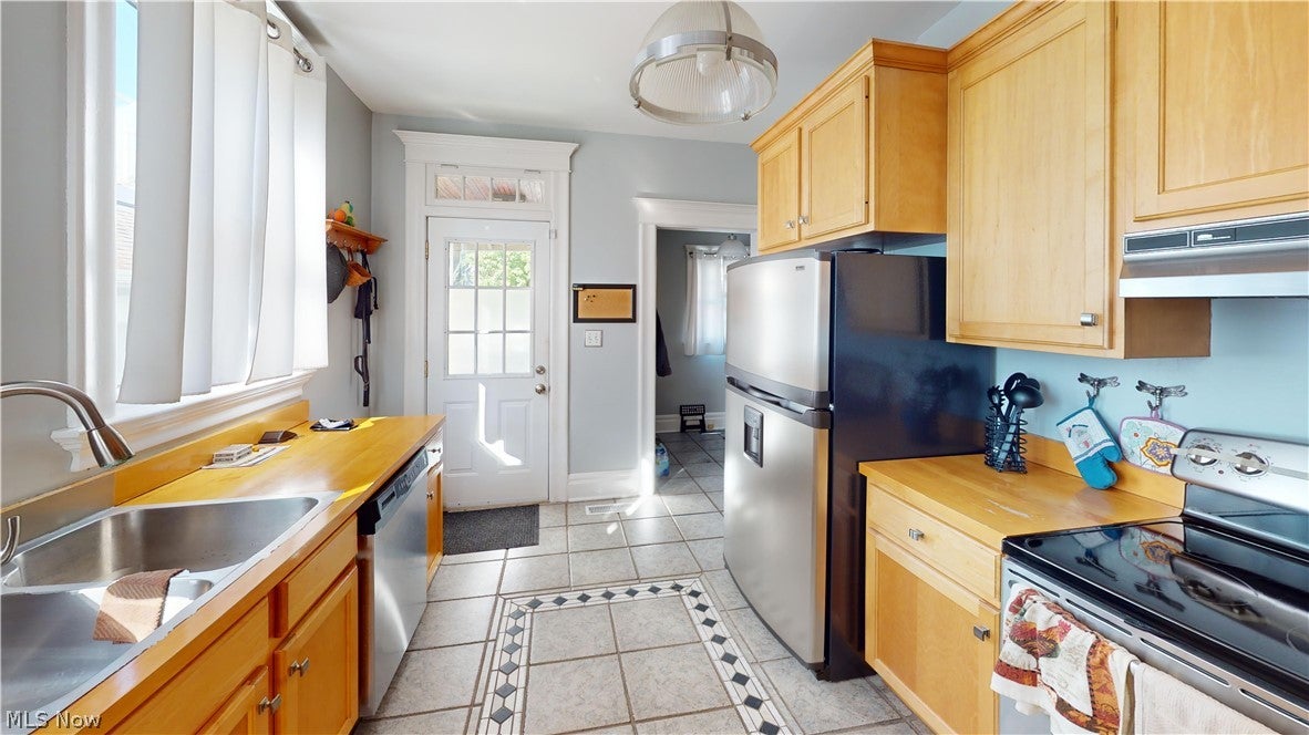 52 Maple Avenue, Wheeling, WV 26003 — photo 3