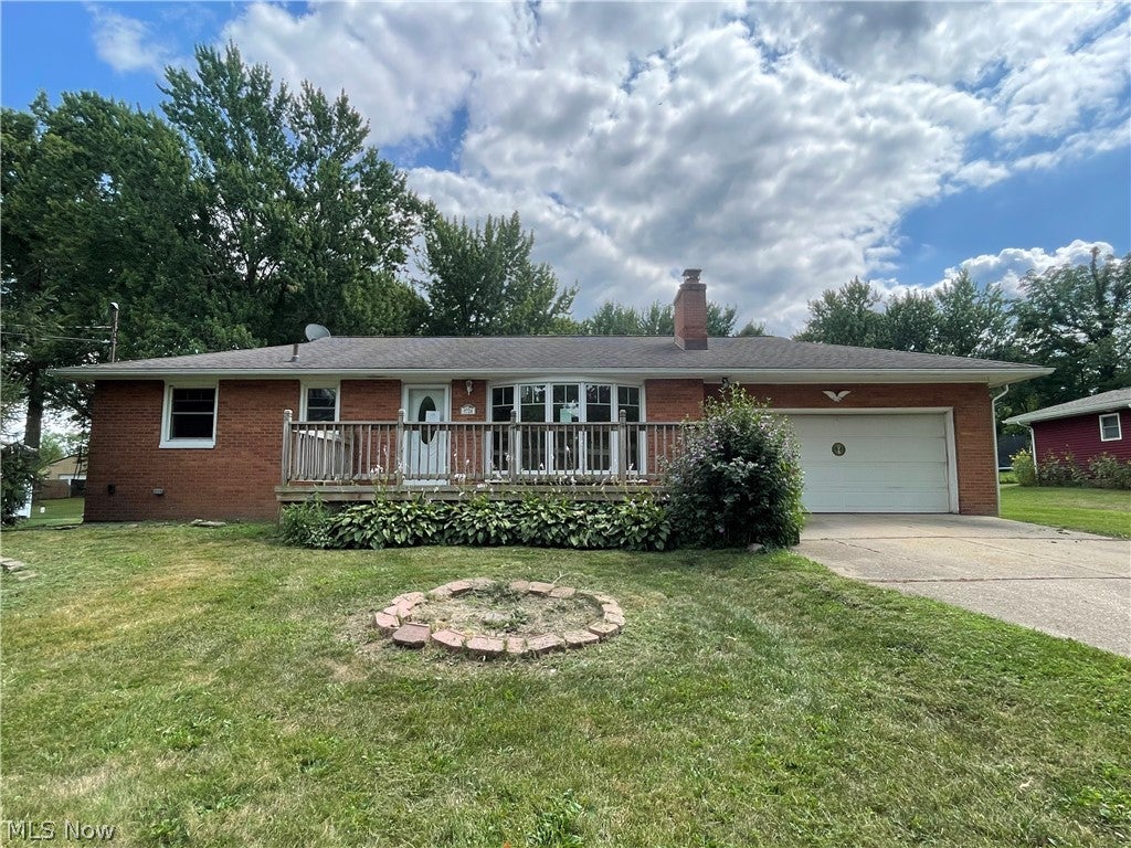 5724 Bonnie Lou Drive — photo