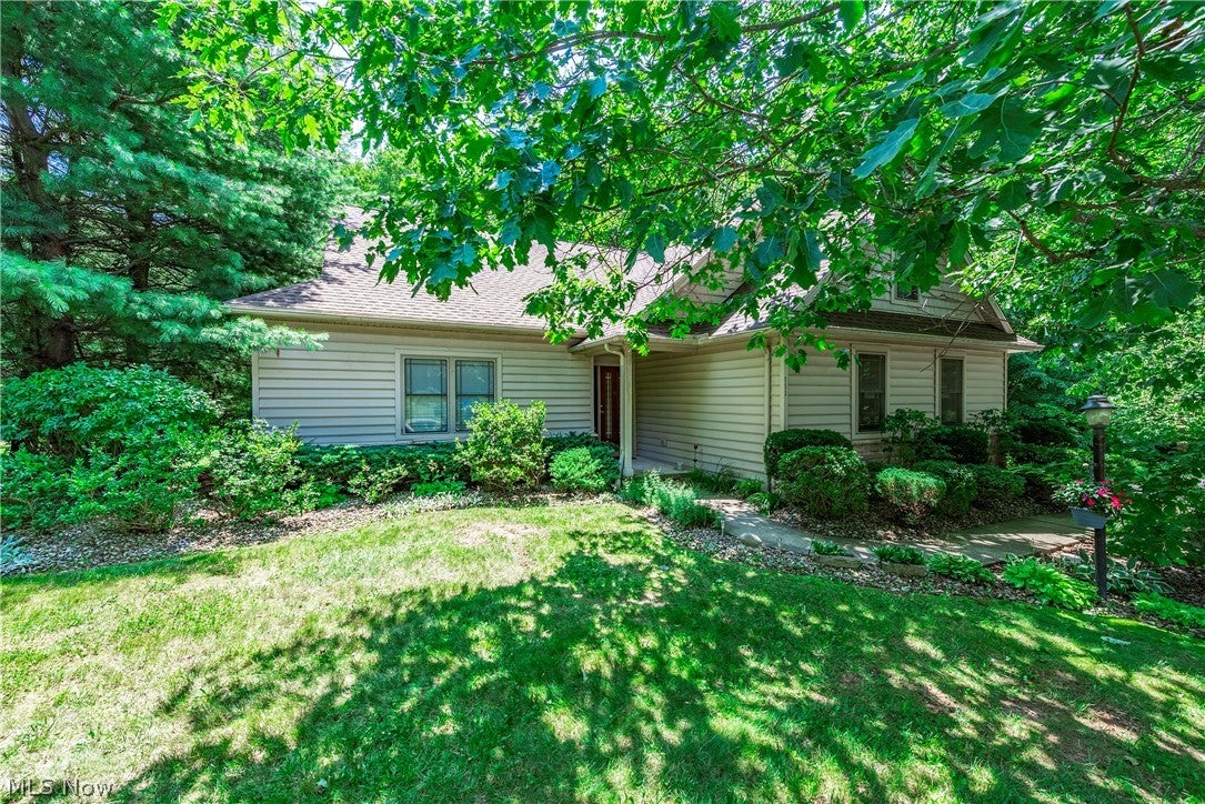 111 Cliffside Drive — photo