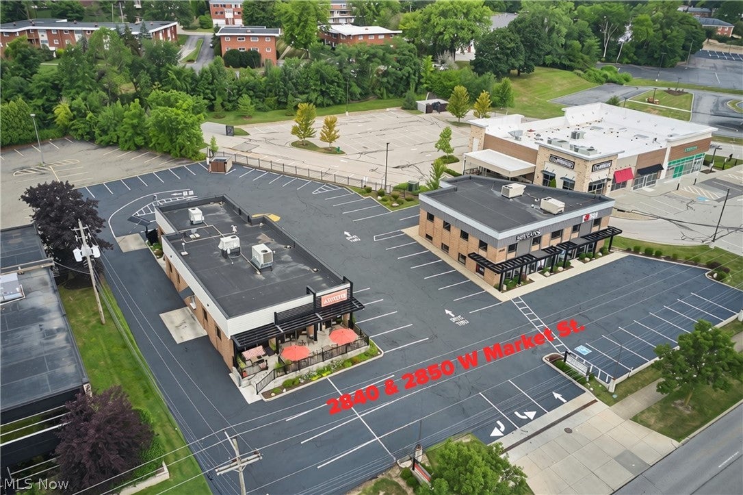 2840 & 2850 W Market Street — photo