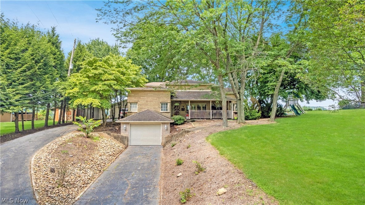 4039 Palisades Drive — photo