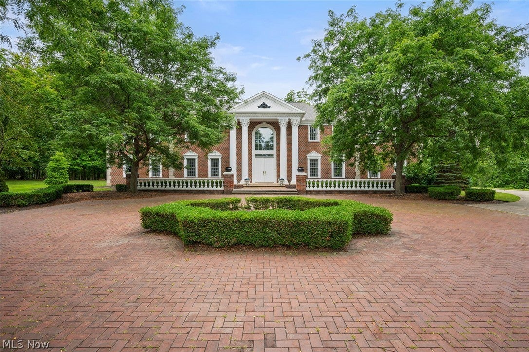 8600 Sanctuary Drive — photo