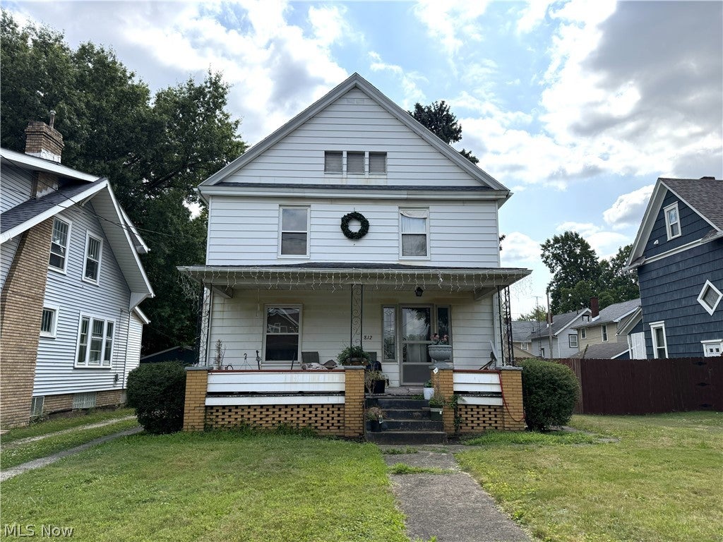812 Clarendon Avenue NW — photo