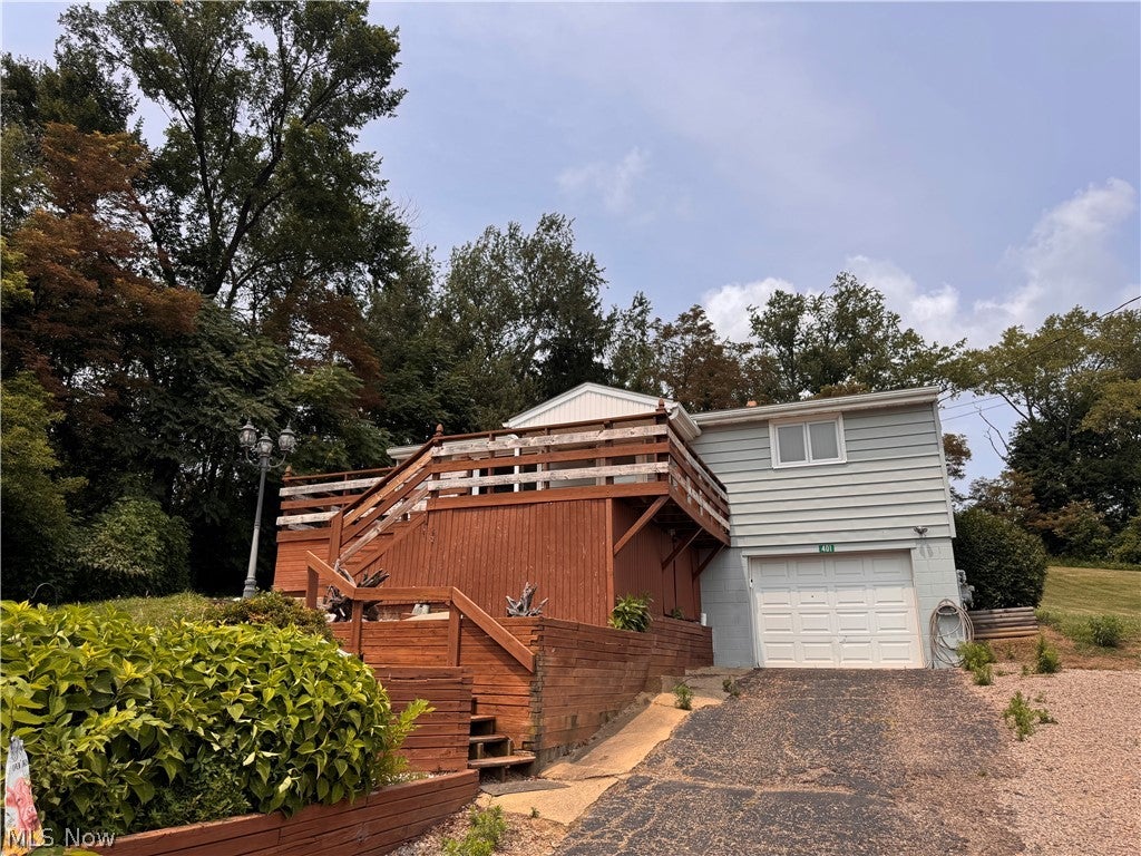 401 Diana Drive — photo