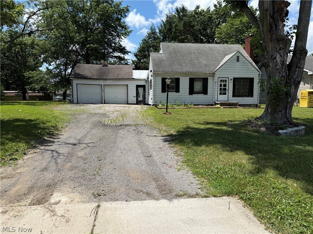 132 N Canfield Niles Road — photo