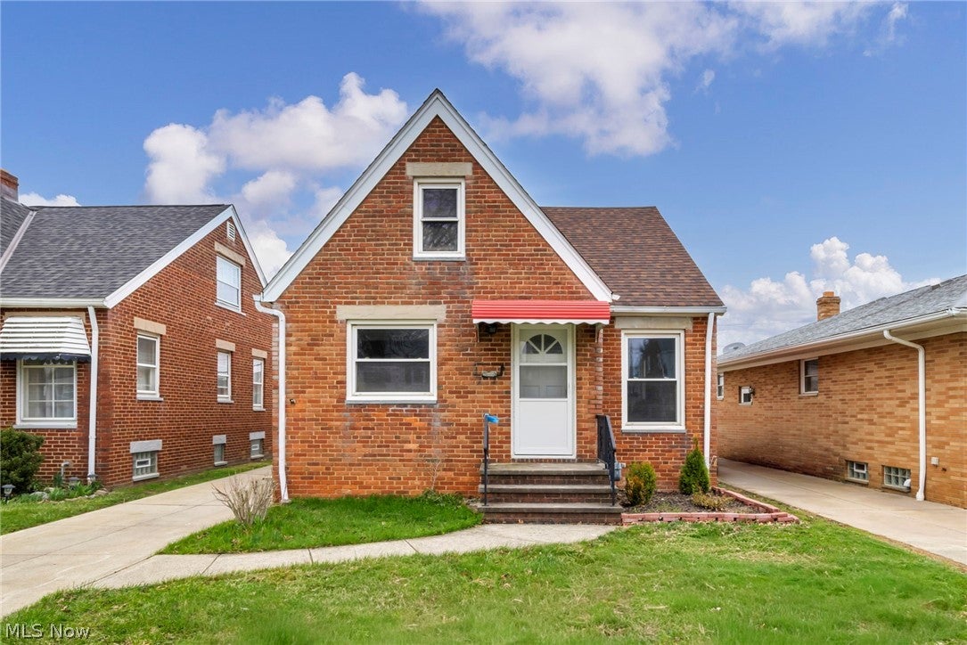 3202 Parklane Drive — photo