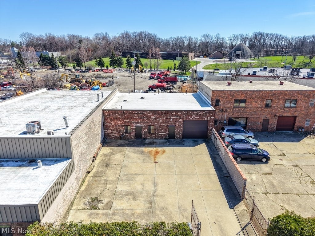 4182 Greenvale Drive — photo