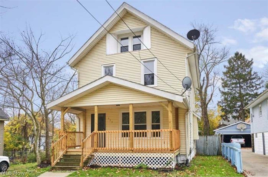 692 Blanche Street — photo