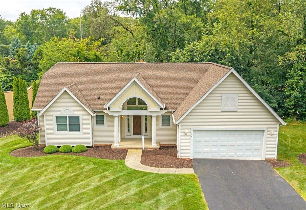 114 Barkwood Drive — photo