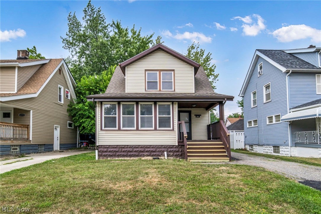 12801 Christine Avenue — photo