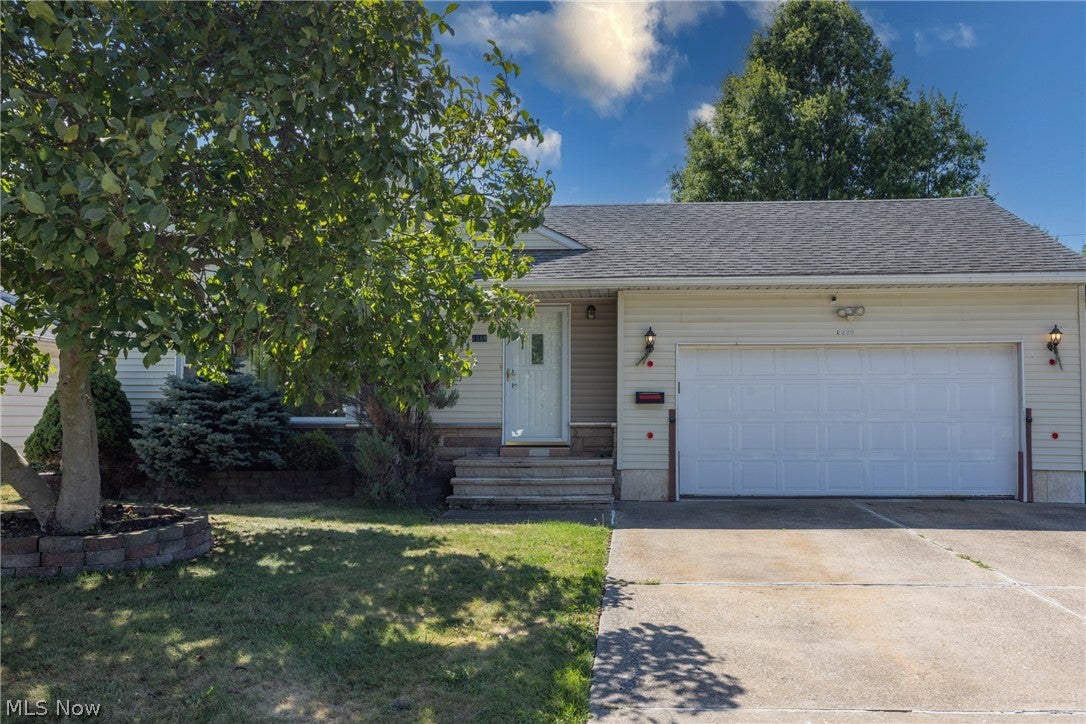 1668 Chelmsford — photo
