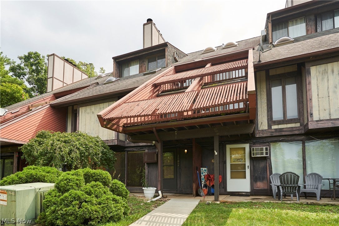 1609 Treetop Trail C, #39 — photo